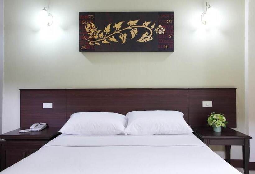 اتاق لوکس, Rambuttri Village Plaza