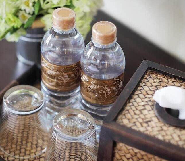 اتاق پرمیوم, Rambuttri Village Plaza