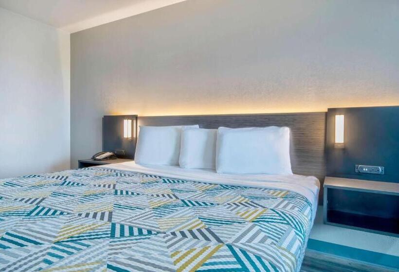 غرفة ديلوكس سرير كينج, Motel 6 Texarkana, Tx