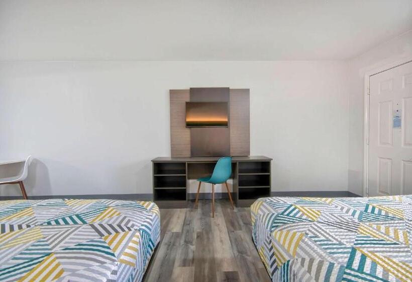 غرفة قياسية رباعية, Motel 6 Texarkana, Tx