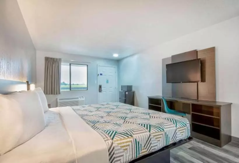身障者適用キングサイズベッドルーム, Motel 6 Texarkana, Tx