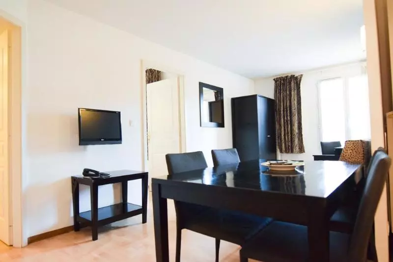 استودیوی استاندارد, Residhotel Mulhouse Centre