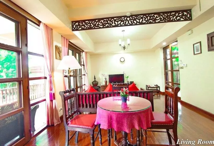 سوئیت با وان آب گرم, Shewe Wana Suite Resort