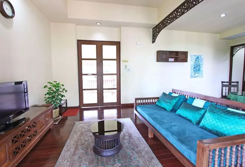 سوییت خانوادگی, Shewe Wana Suite Resort