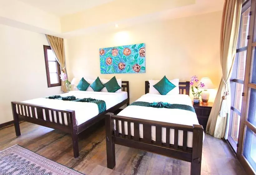سوییت خانوادگی, Shewe Wana Suite Resort