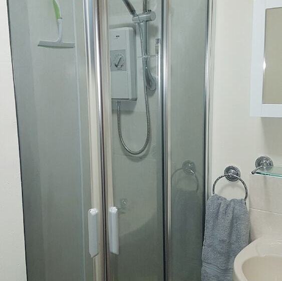 标准间, Moorside Rooms