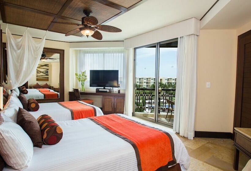 Habitación Premium Vista al Mar., Dreams Riviera Cancun Resort & Spa - All Inclusive