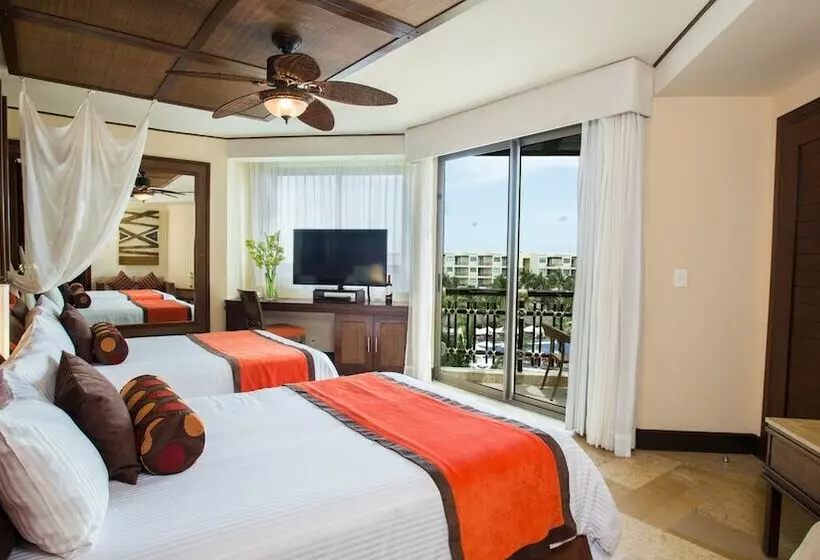 オーシャンビューのプレミアムルーム。, Dreams Riviera Cancun Resort & Spa - All Inclusive