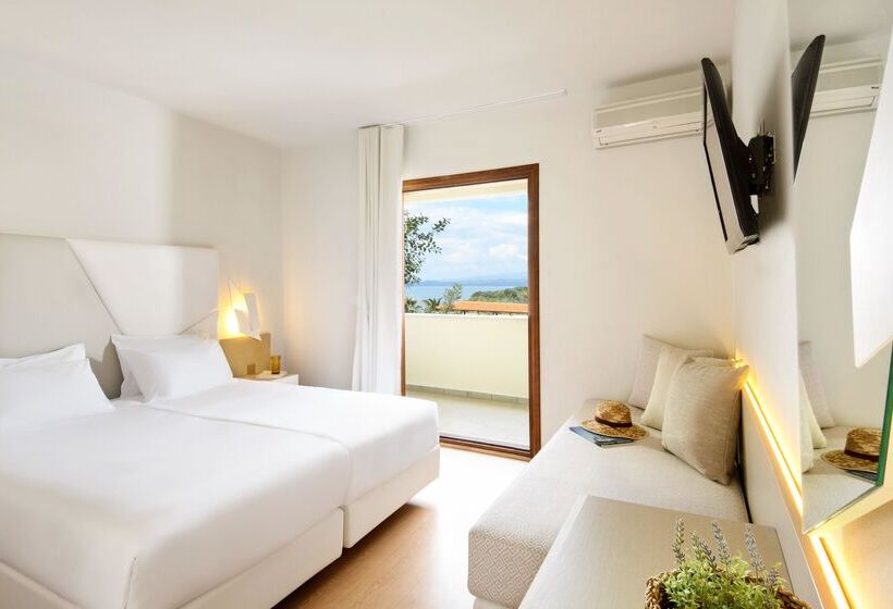 标准间侧面带海景, Akrathos Beach