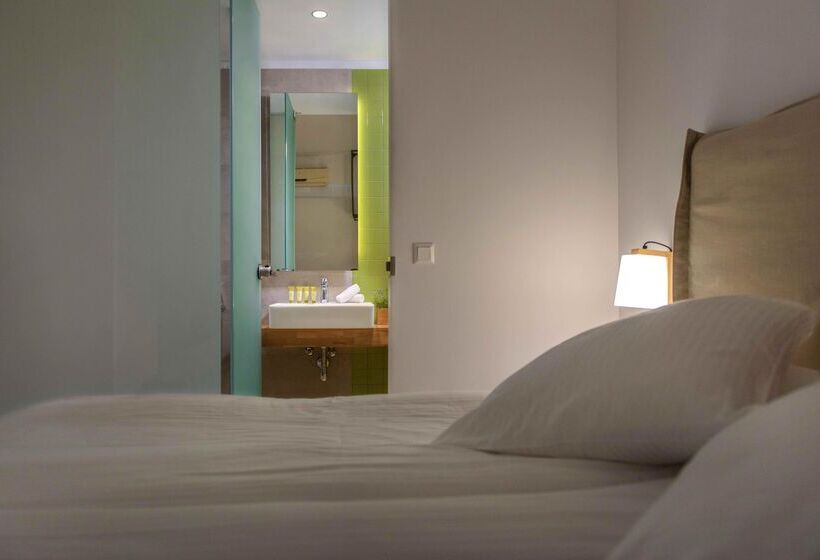 带海景的行政套房, Akrathos Beach