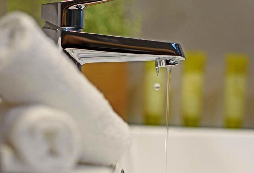 家庭交流房, Akrathos Beach