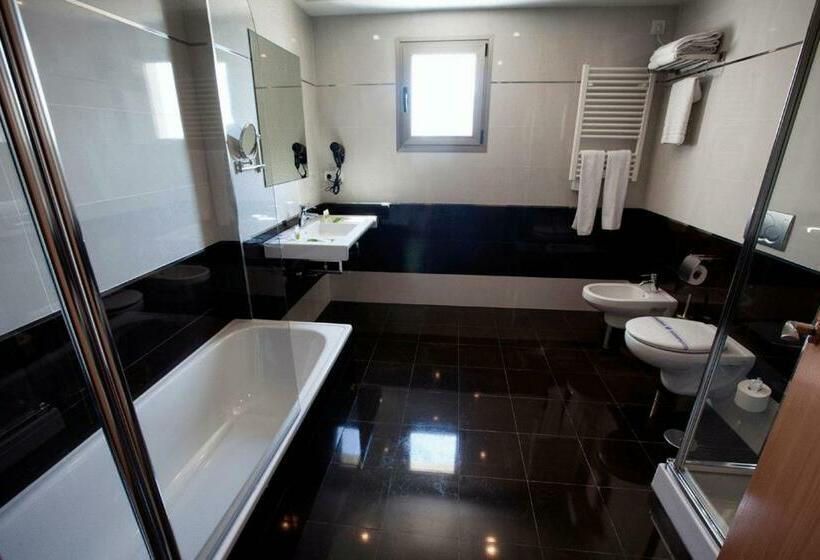 سوییت جونیور, Allon Mediterrania