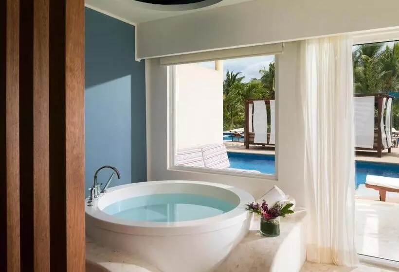 سوئیت جونیور با استخر, Iberostar Selection Riviera Cancún