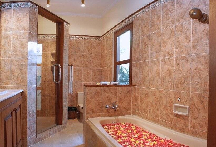 וילה עם חדר שינה אחד ובריכת שחיה, Bali Emerald Villas