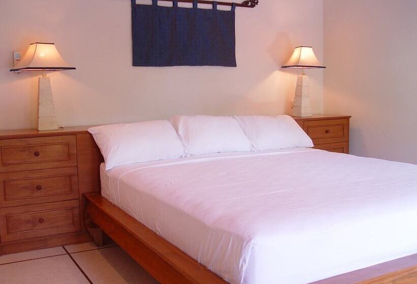 וילת 3 חדרי שינה עם בריכה, Bali Emerald Villas