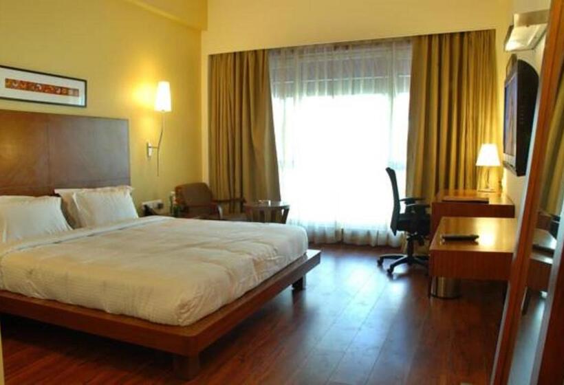 سوییت اجرایی, Cambay Grand  Kukas