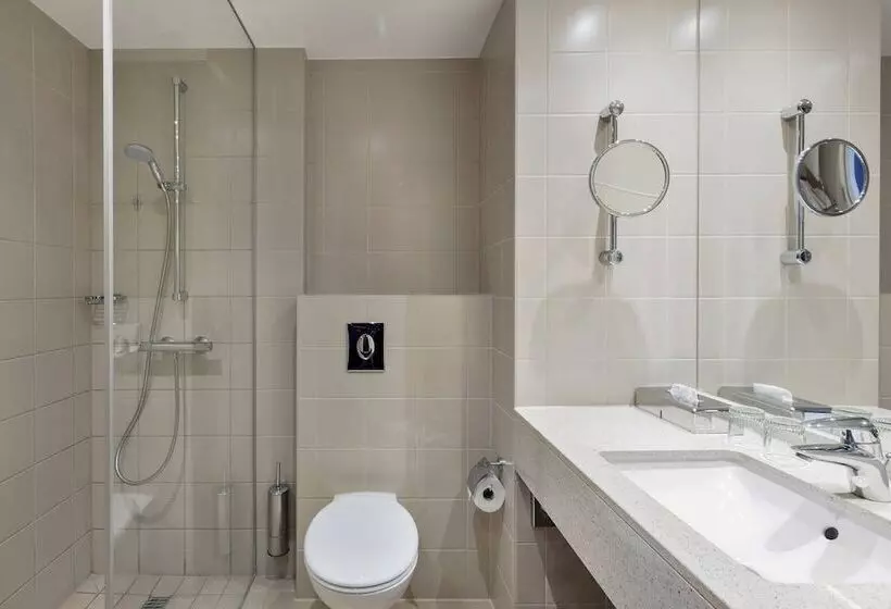 スタンダードルーム, Courtyard By Marriott Basel