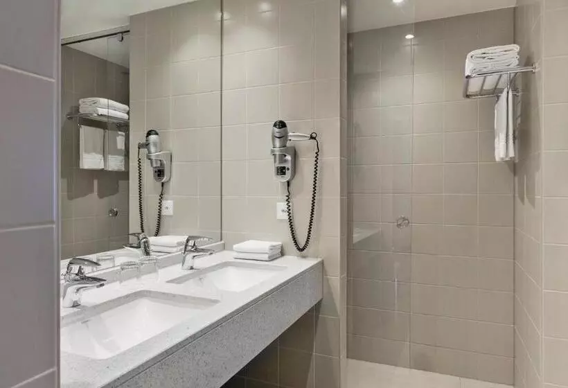 ジュニアスイート, Courtyard By Marriott Basel