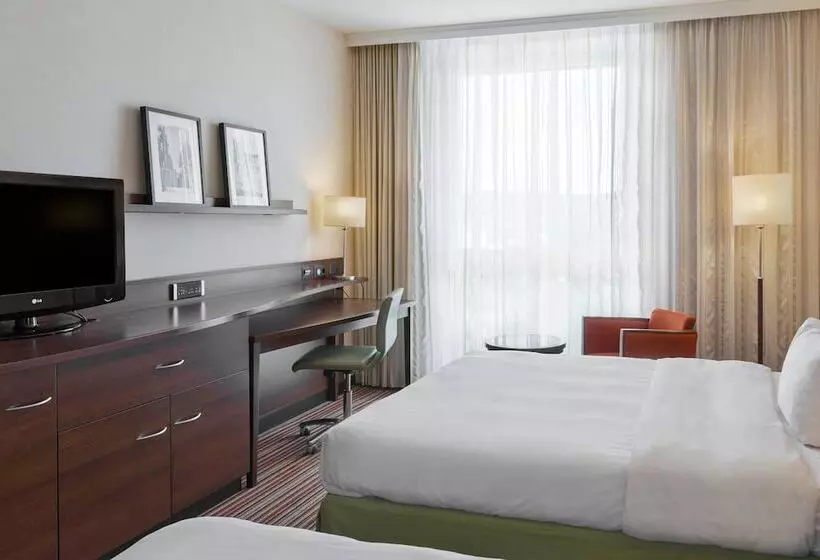 スタンダードルーム, Courtyard By Marriott Basel