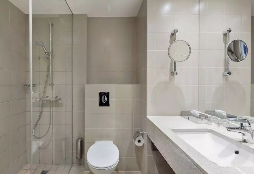 スタンダードルーム, Courtyard By Marriott Basel