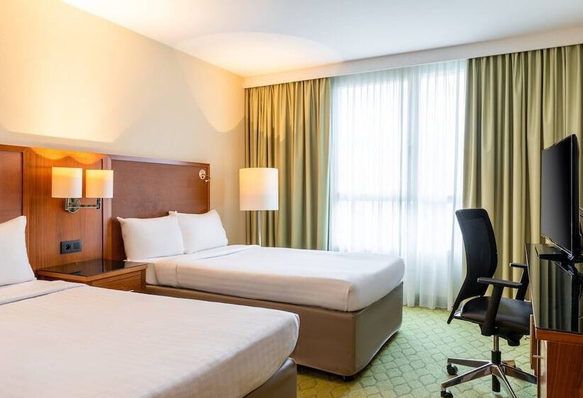 수피리어 룸, Courtyard By Marriott Paris Saint Denis