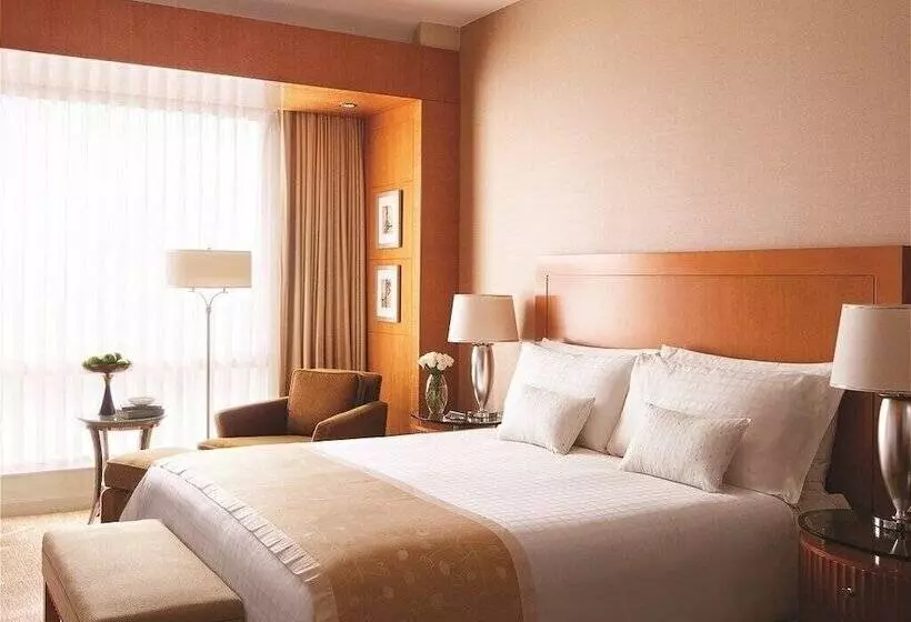 デラックスルーム, Four Seasons Hotel Mumbai