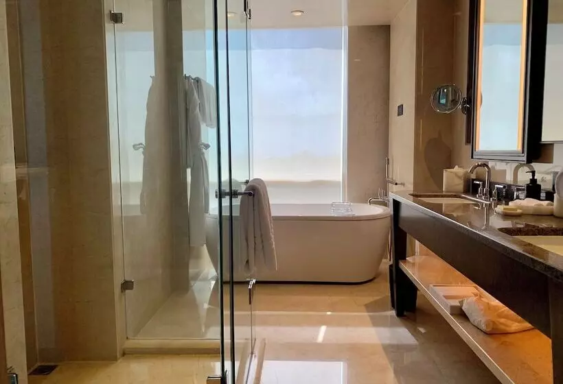 オーシャンビューデラックスルーム, Four Seasons Hotel Mumbai