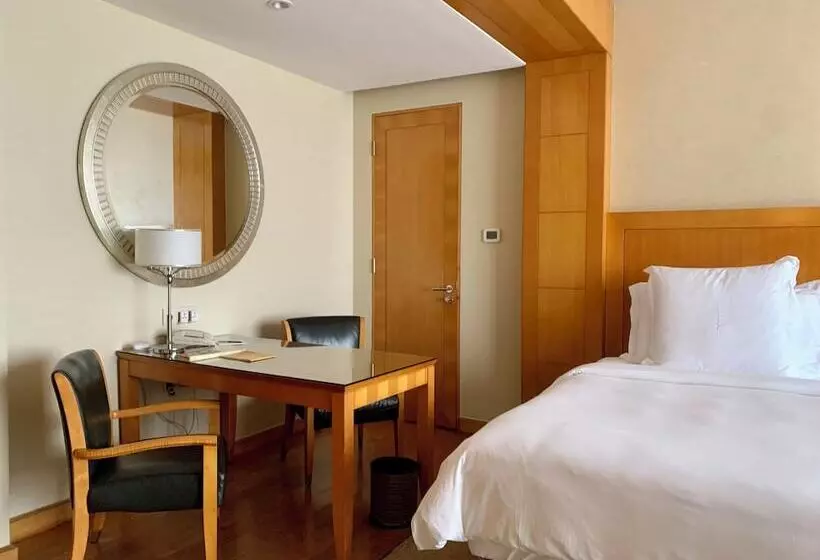 オーシャンビューデラックスルーム, Four Seasons Hotel Mumbai