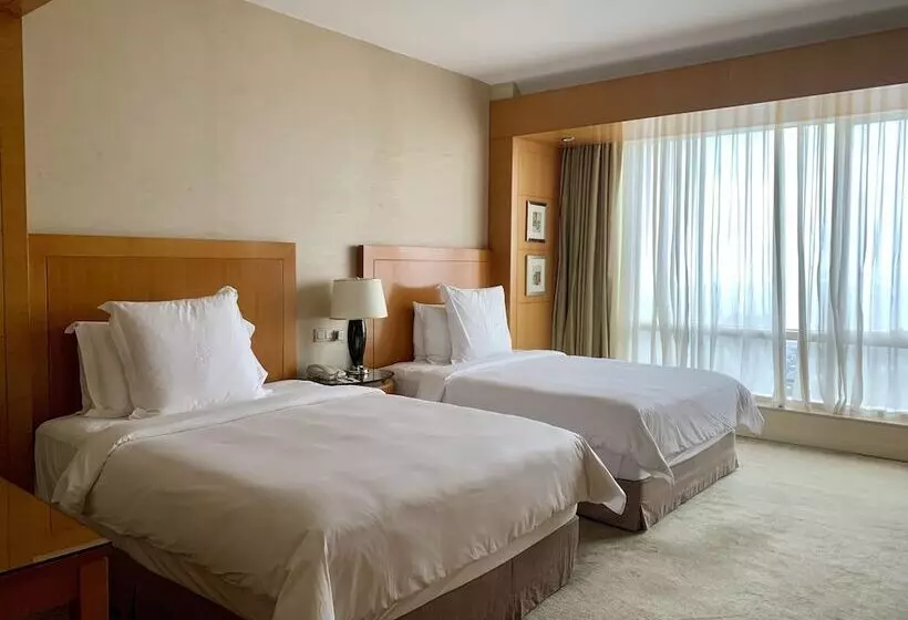 オーシャンビューのプレミアムルーム。, Four Seasons Hotel Mumbai