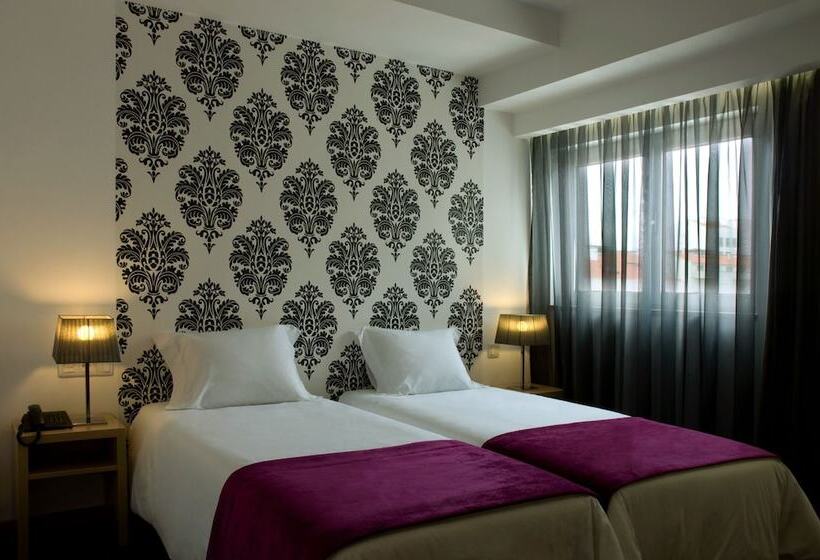 חדר סטנדרט, Genesis