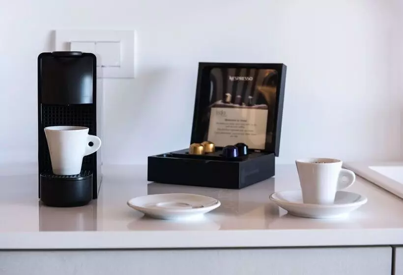 Superior-huone Sivuttainen Merinäkymä, Irida Hotel Agia Pelagia