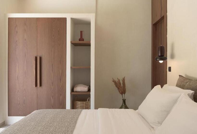 Люкс Боковой Вид на Море, Irida Hotel Agia Pelagia