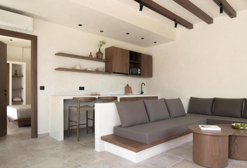 Люкс Боковой Вид на Море, Irida Hotel Agia Pelagia