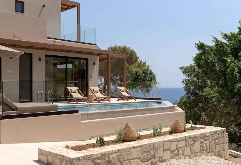 Люкс Боковой Вид на Море, Irida Hotel Agia Pelagia