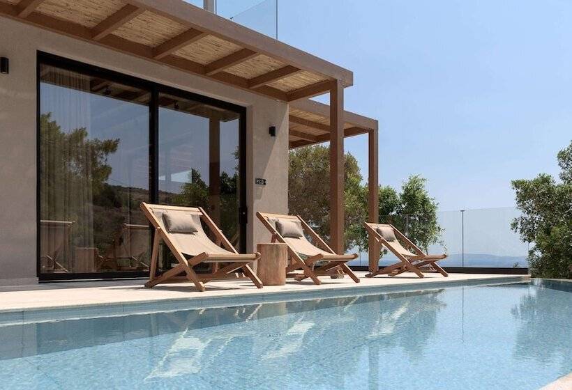Люкс Боковой Вид на Море, Irida Hotel Agia Pelagia