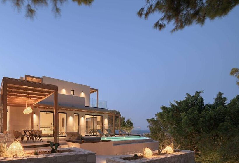 Люкс Боковой Вид на Море, Irida Hotel Agia Pelagia