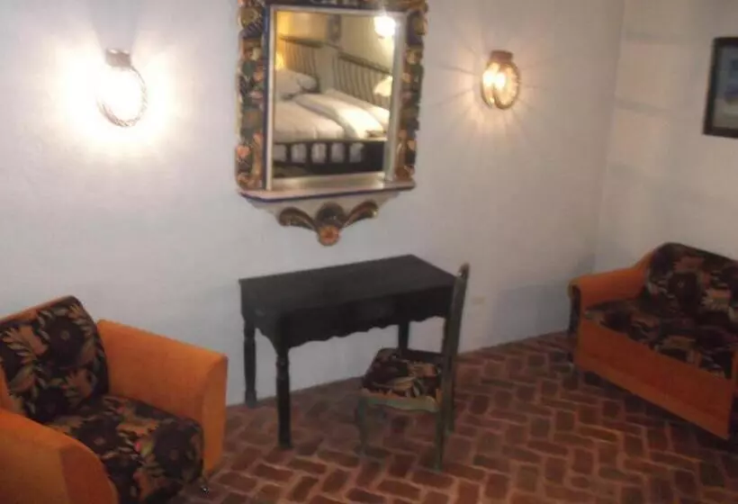 スイート, Mirador Del Frayle