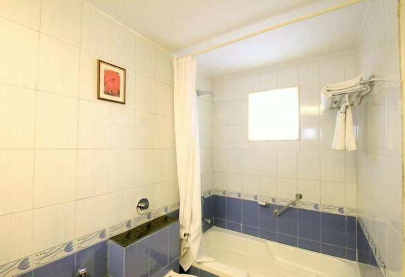 行政房间, Ramanashree Brunton