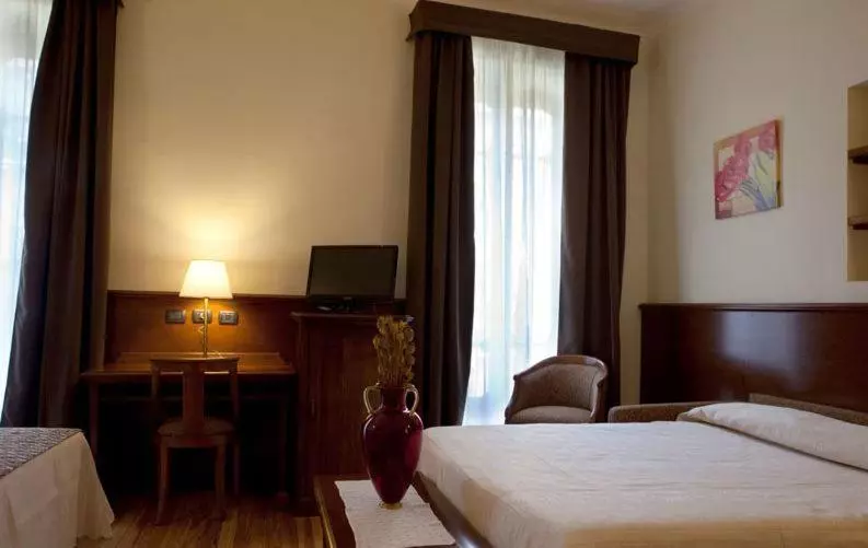 اتاق استاندارد سه نفره, & Residence Torino Centro   Stazione Porta Susa