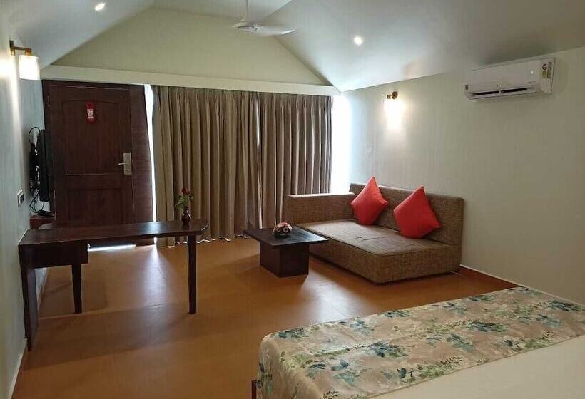 小室, Resort Terra Paraiso