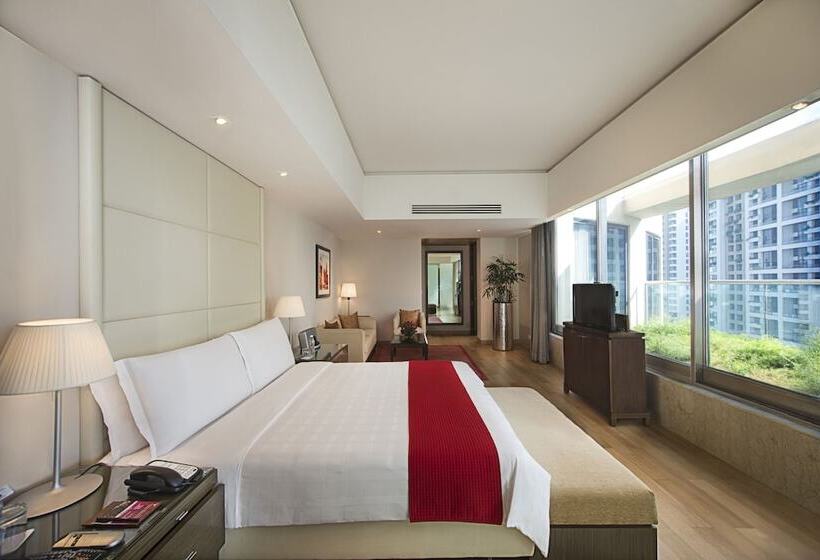 اتاق کلاب, Trident Bandra Kurla