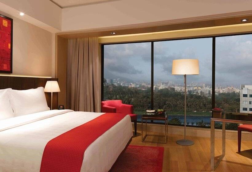 اتاق کلاب, Trident Bandra Kurla