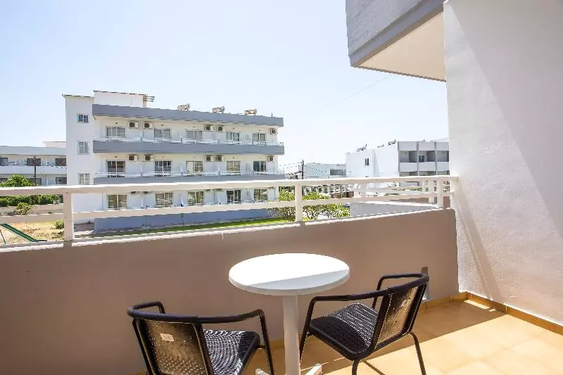 اتاق استاندارد سه نفره, Tsampika Hotel Faliraki