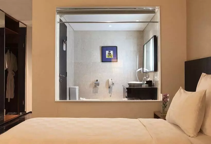 Superior-huone, Novotel Balikpapan