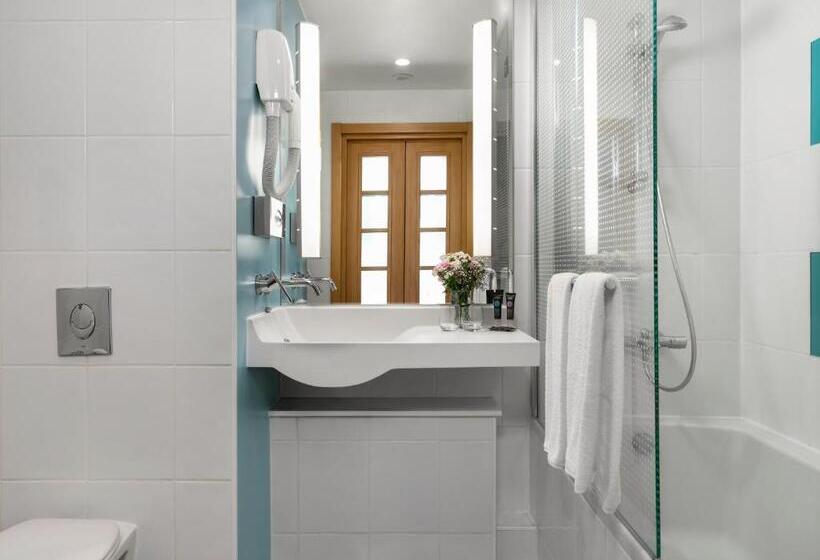 اتاق سوپریور با چشمانداز دریا, Novotel Trabzon