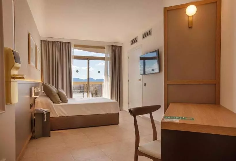 اتاق استاندارد با چشم‌انداز استخر, Ponient Dorada Palace by Portaventura World