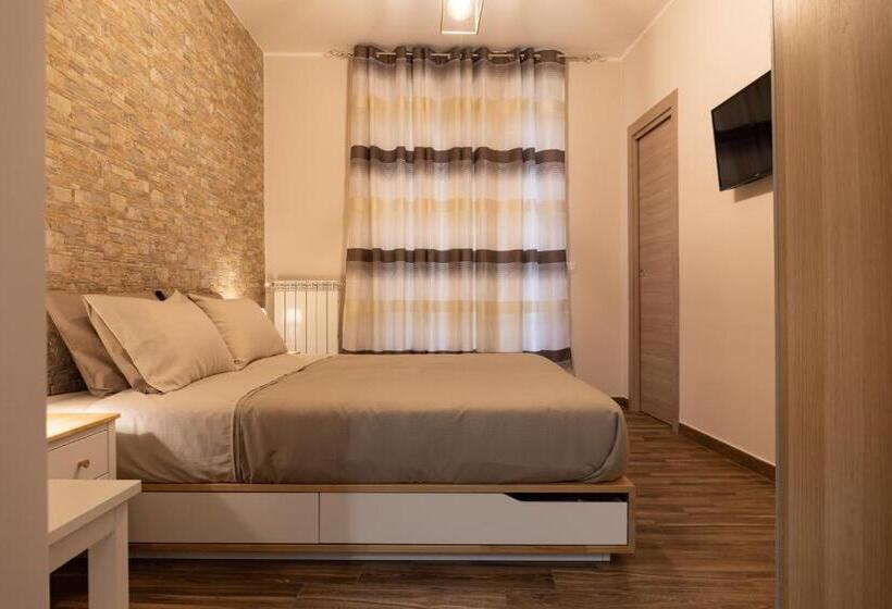 اتاق استاندارد با بالکن, Tizzy Apartment & Rooms