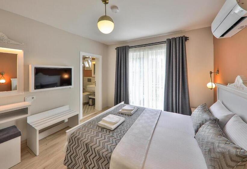 חדר סטנדרט נוף לים עם מרפסת, Lora Kaş