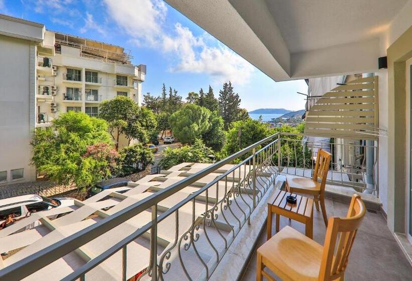 חדר סטנדרט נוף לים עם מרפסת, Lora Kaş