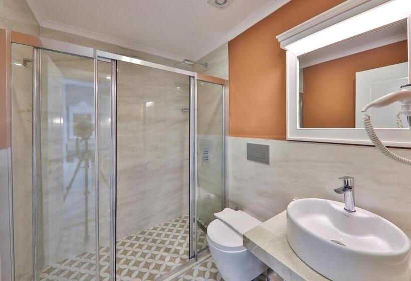 חדר סטנדרט נוף להרים, Lora Kaş